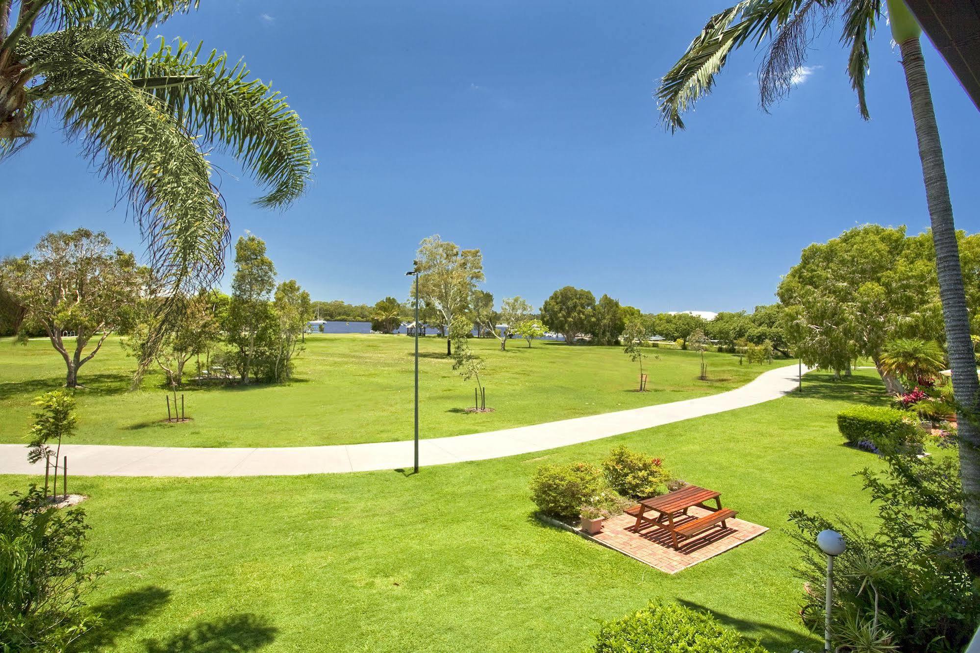 Aparthotel Regency Waterfront Noosa Noosaville Zewnętrze zdjęcie